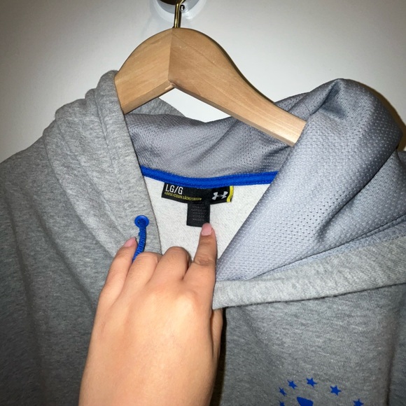 💛 bundle -$10 Under Armour Men's WWP Hoodie - Picture 4 of 7